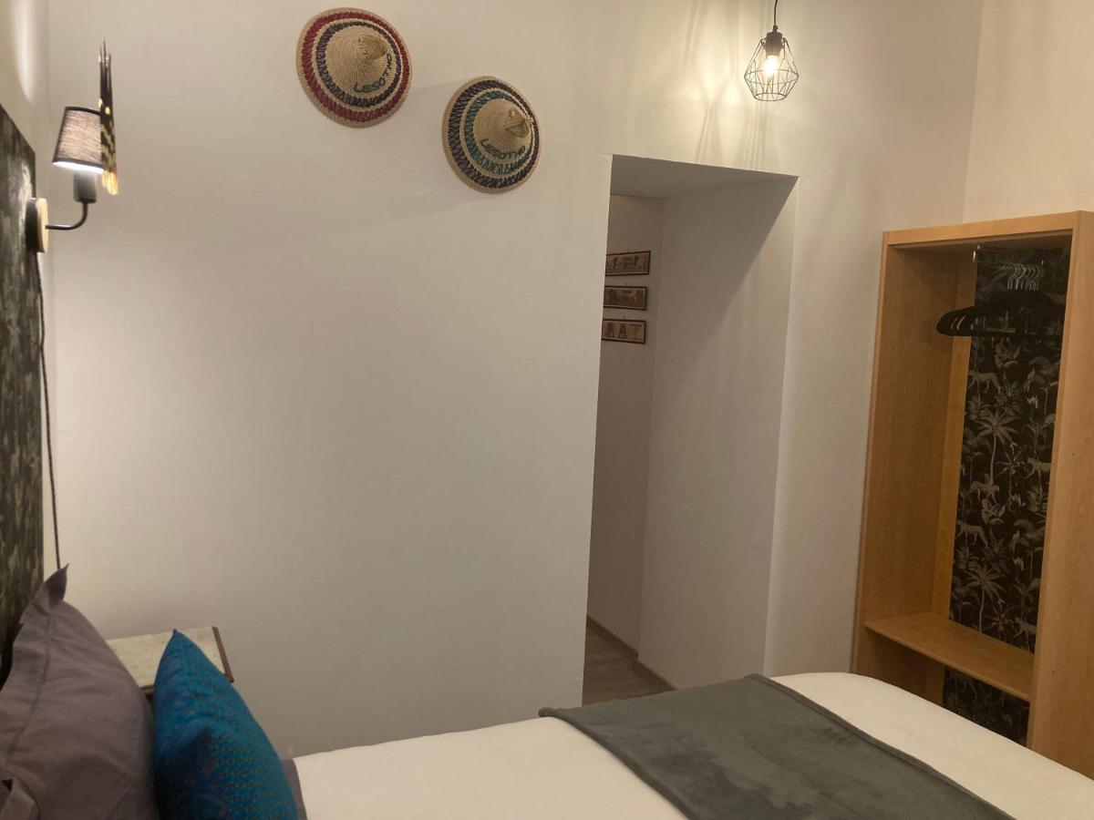 Chambre D'Hotes Les Roches Corme-Royal 외부 사진