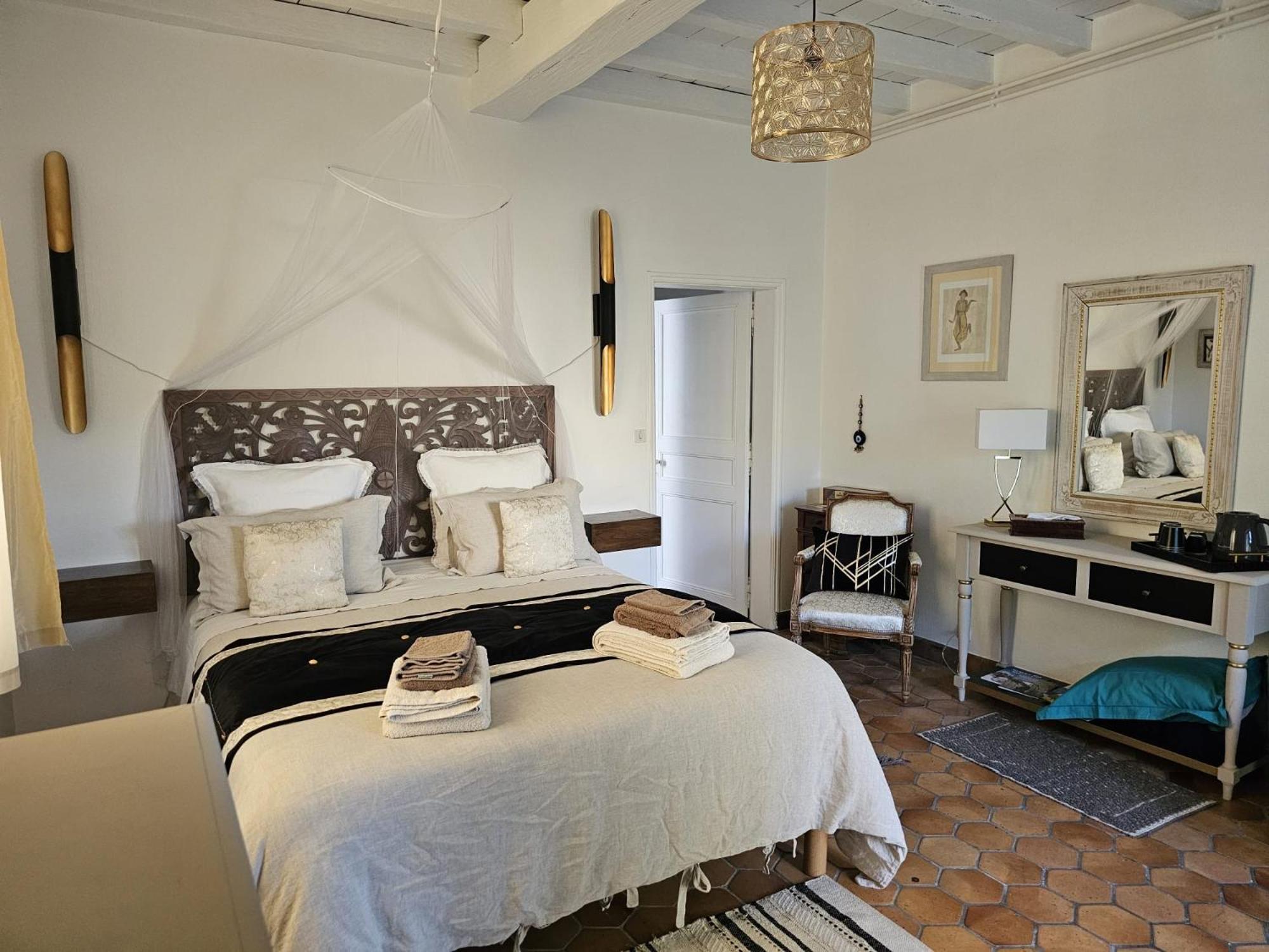 Chambre D'Hotes Les Roches Corme-Royal 외부 사진